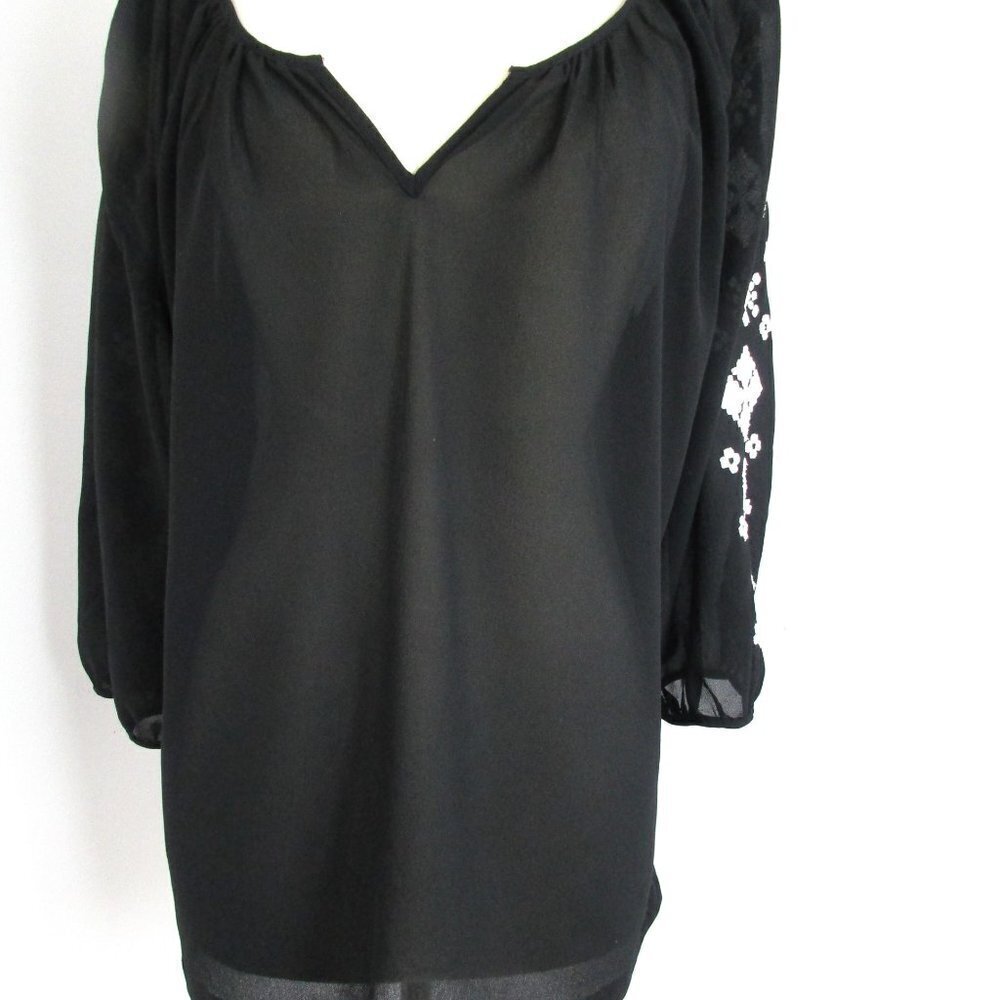 Old Navy‎ Blouse Women's XL Black Embroidered Long Sleeve Split Neck Polyester